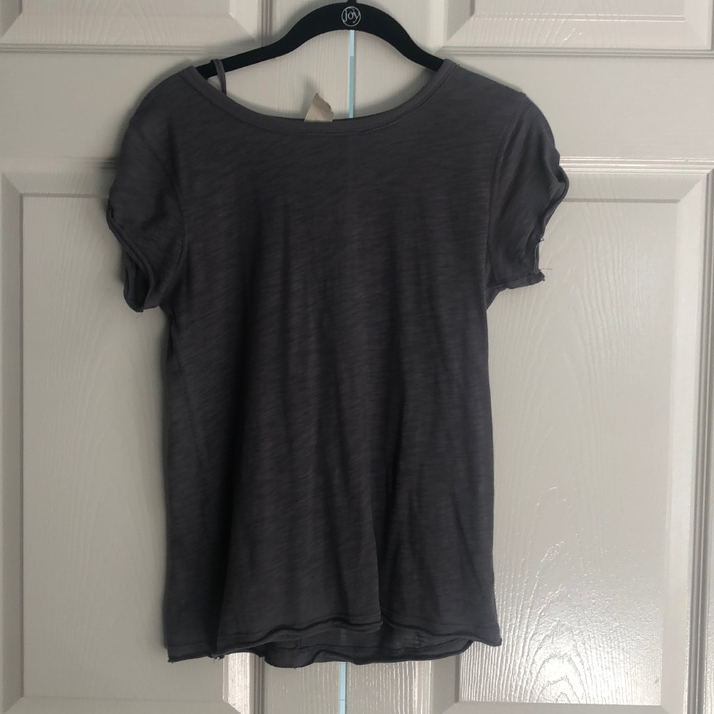 short sleeved top